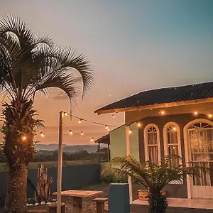 Casa Bem Equipada No Centro Da Casa de Férias